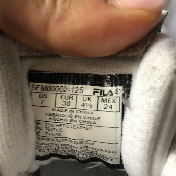 Fila White Women’s Size 7 - Picture 6 of 6